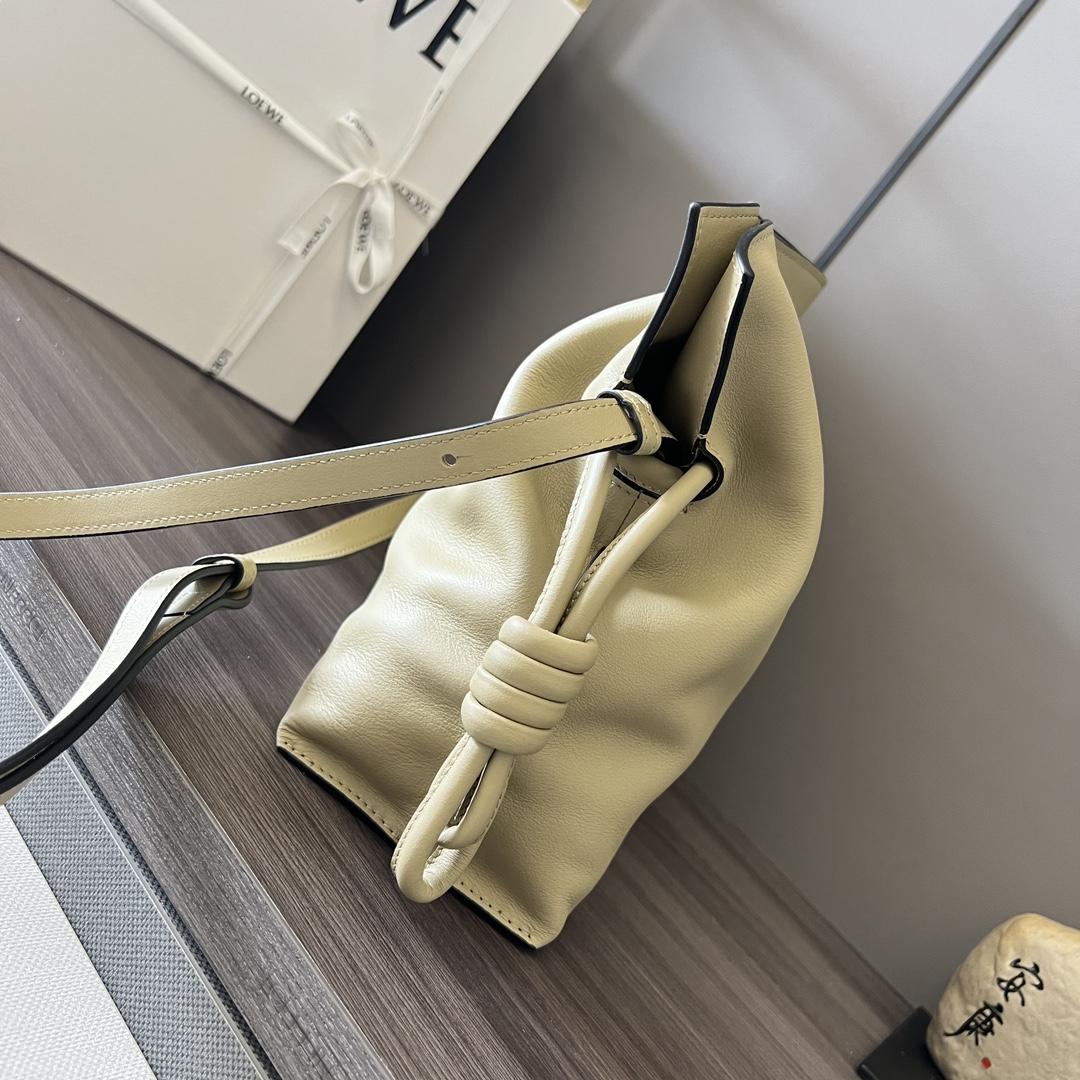 Loewe Flamenco Clutch In Nappa Calfskin - FashionPlug