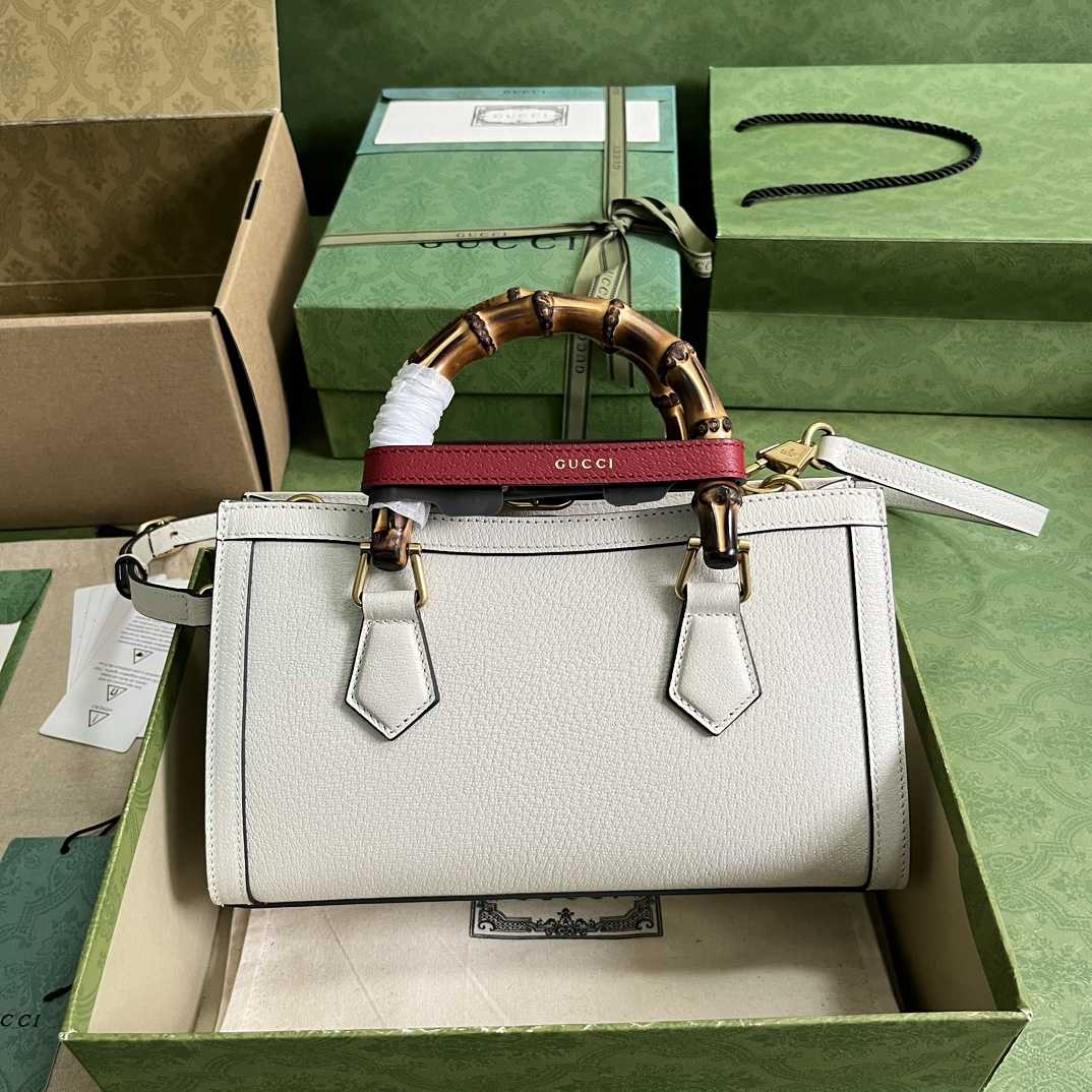 Gucci Diana Small Shoulder Bag(27*15.5*11cm) - FashionPlug
