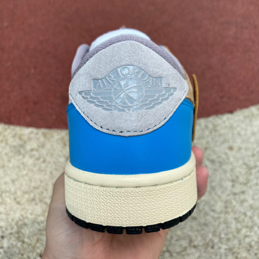  Air Jordan 1 x Off-white Low Sneaker    CZ0790-108 - FashionPlug