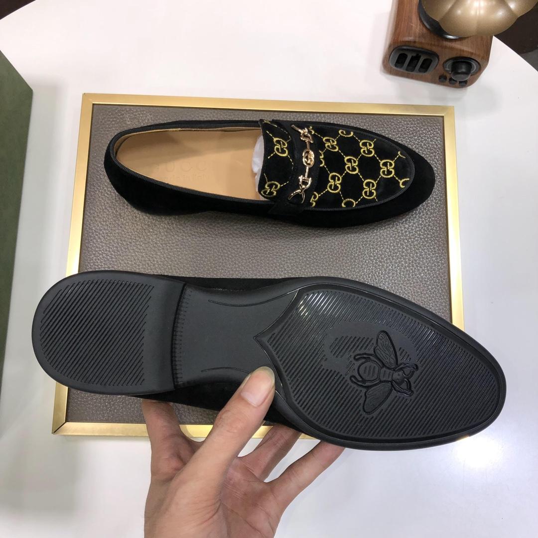 Gucci Jordaan GG Velvet Loafer - FashionPlug