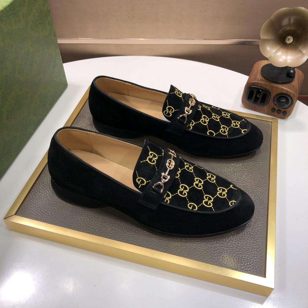 Gucci Jordaan GG Velvet Loafer - FashionPlug