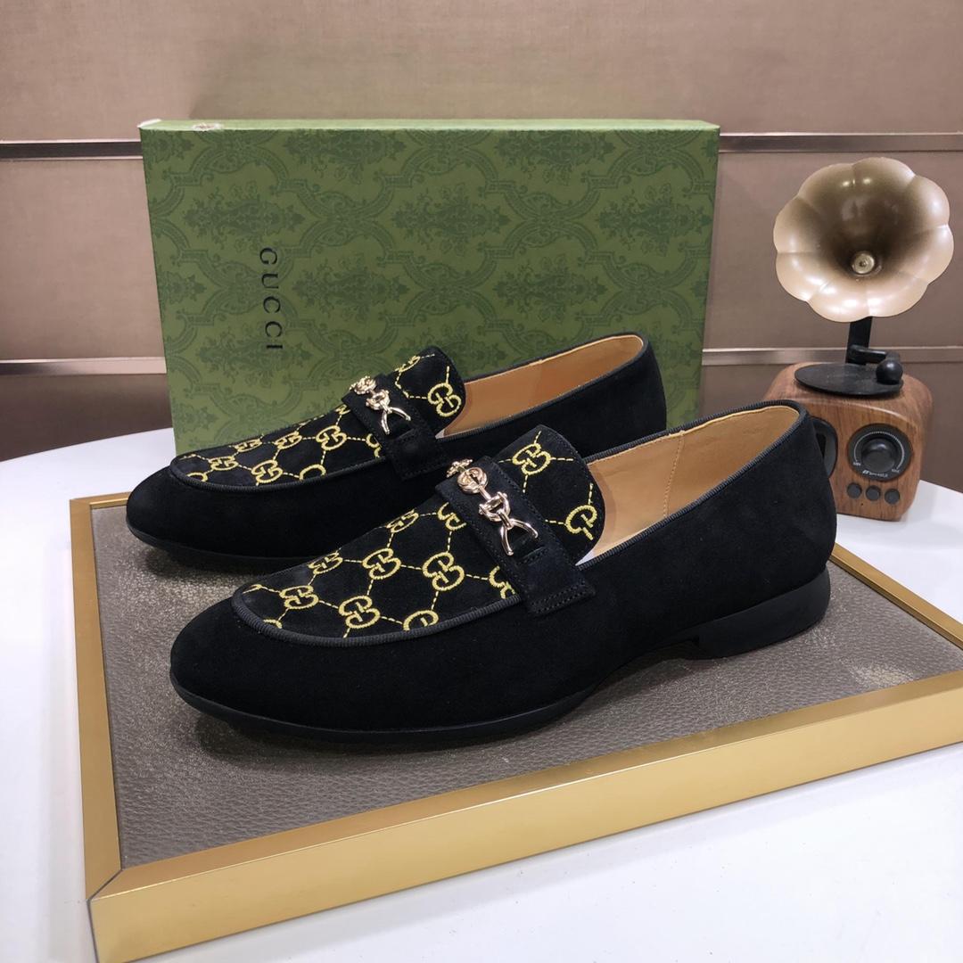Gucci Jordaan GG Velvet Loafer - FashionPlug