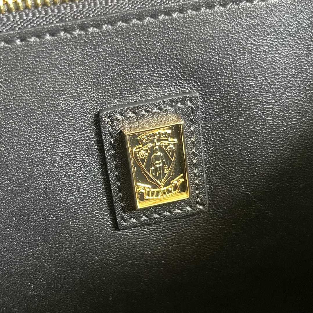 Gucci Equestrian Inspired Shoulder Bag(21-20-7cm)   - FashionPlug