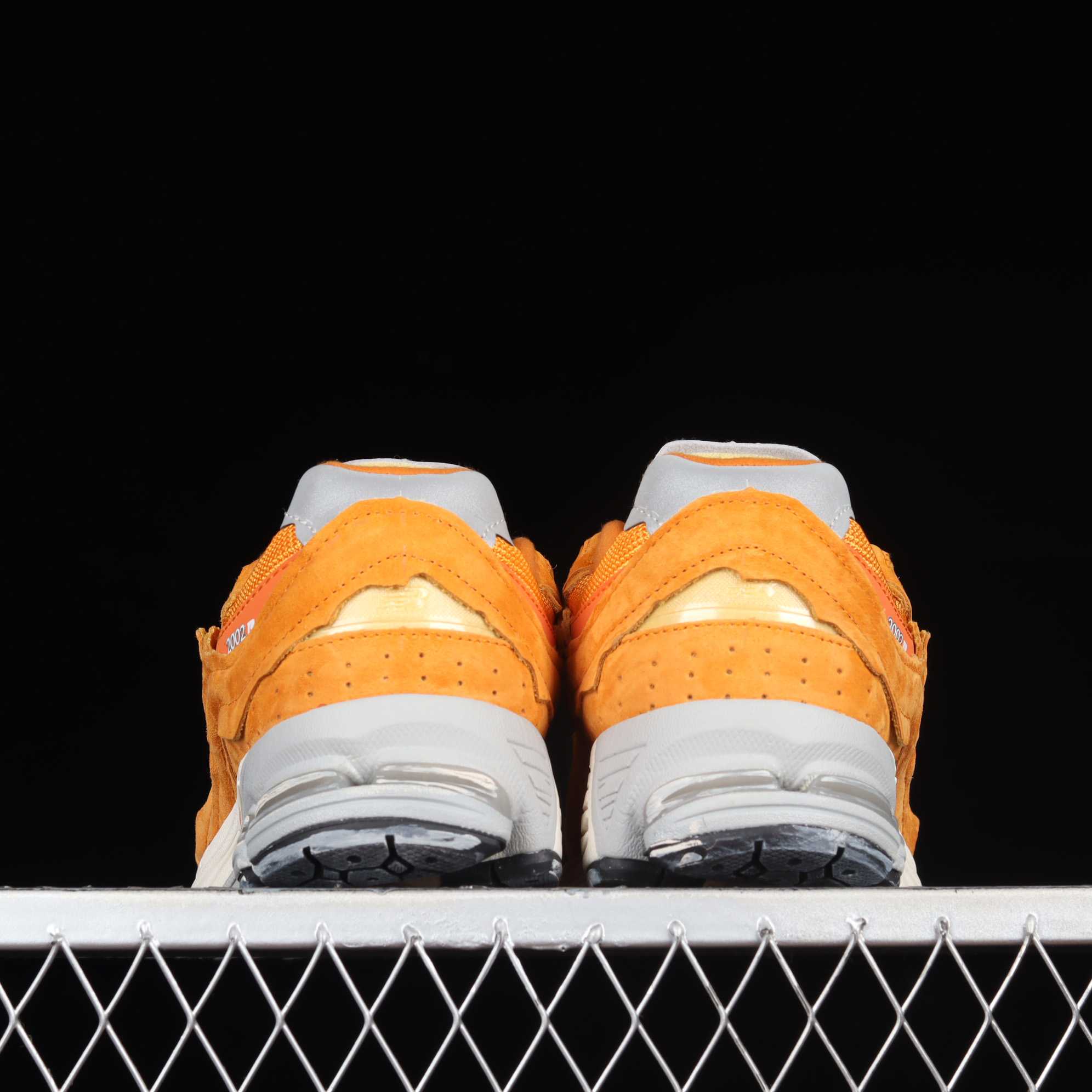 New Balance 2002R Sneakers     M2002RDE - FashionPlug
