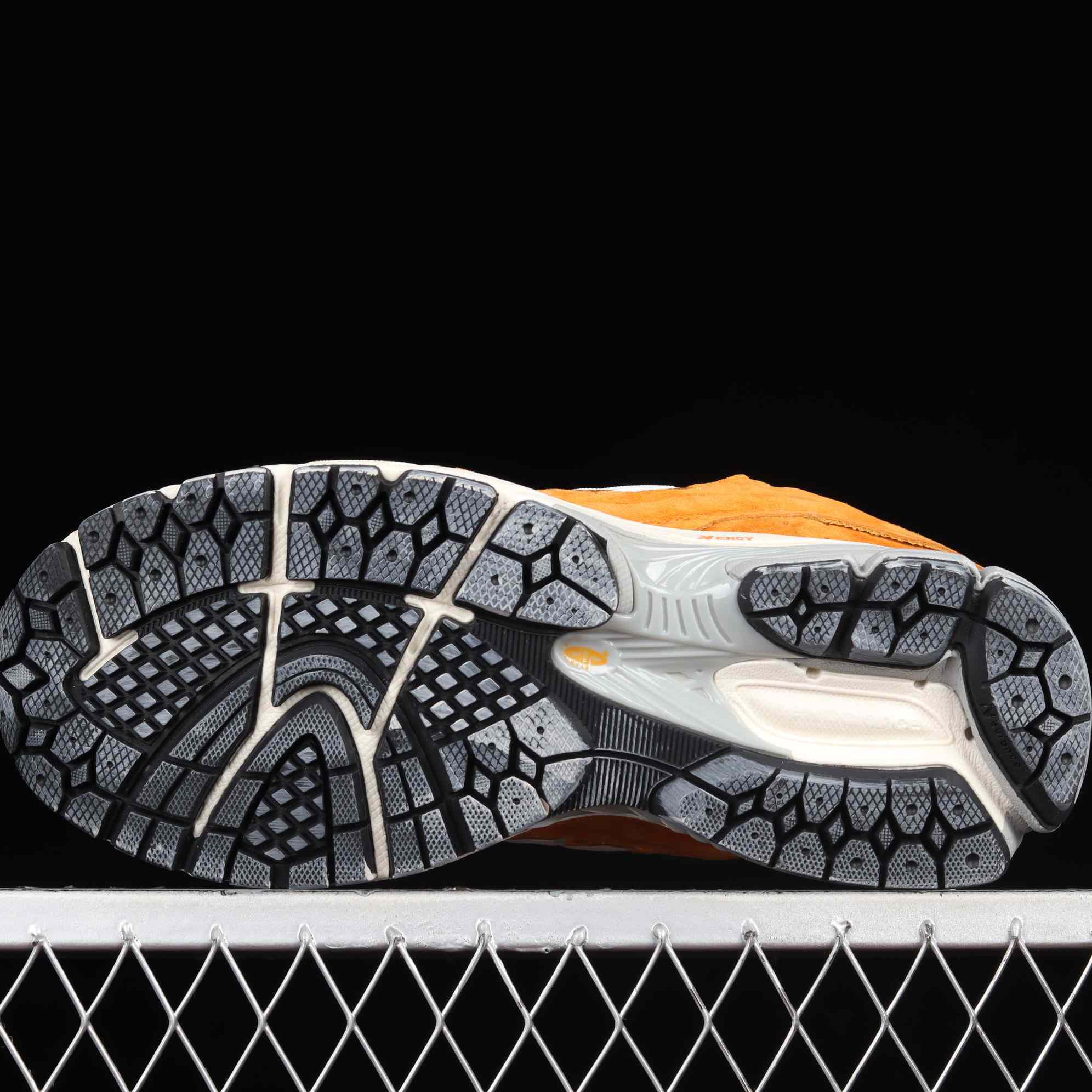 New Balance 2002R Sneakers     M2002RDE - FashionPlug