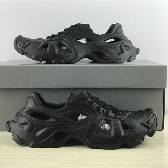 Balenciaga HD Lace-Up Sneaker In Black - FashionPlug