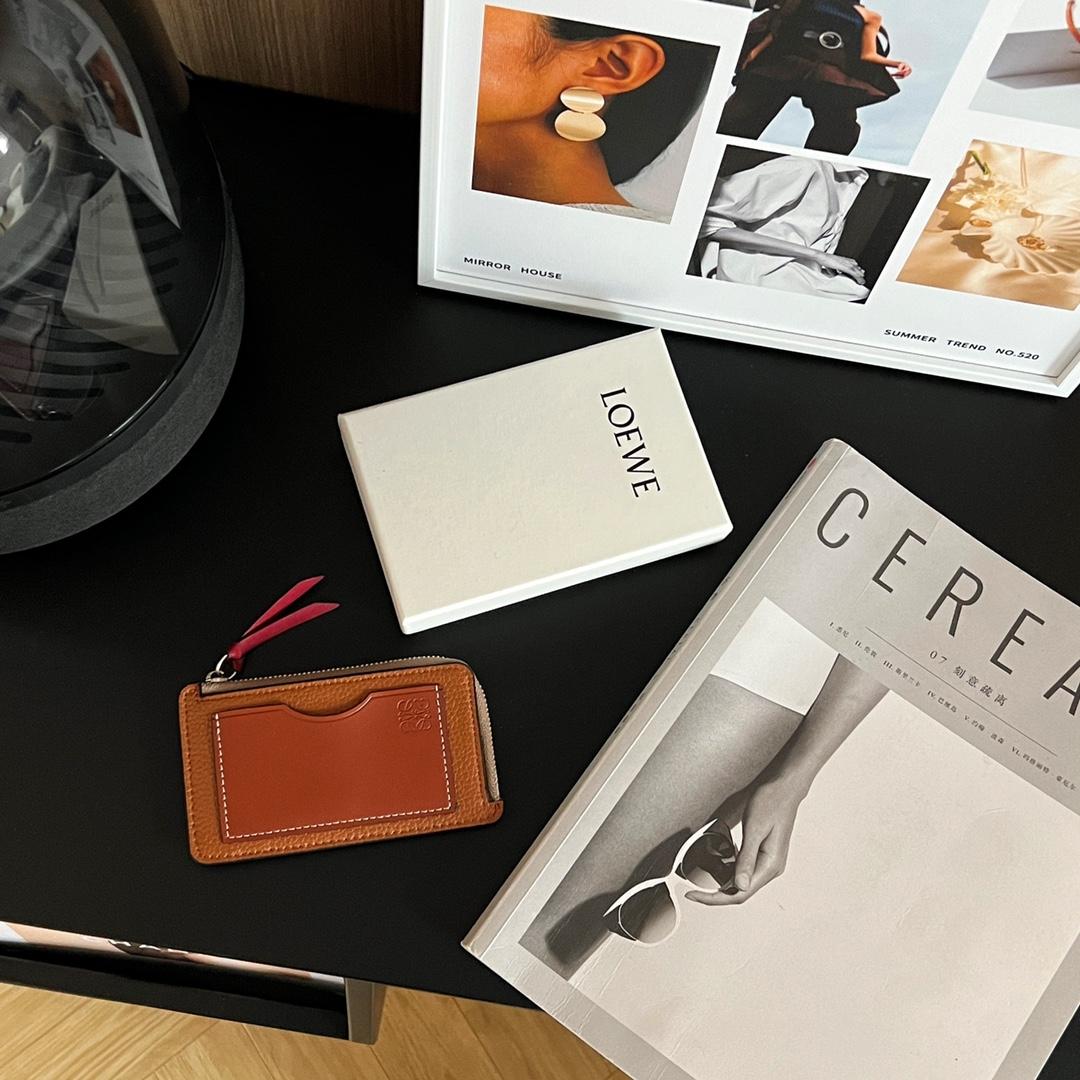 Loewe Coin Cardholder In Soft Grained Calfskin - FashionPlug