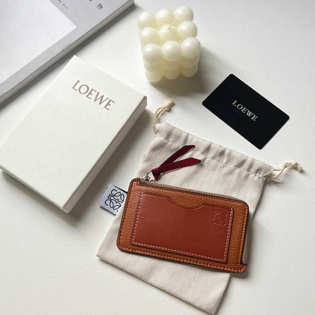 Loewe Coin Cardholder In Soft Grained Calfskin - FashionPlug