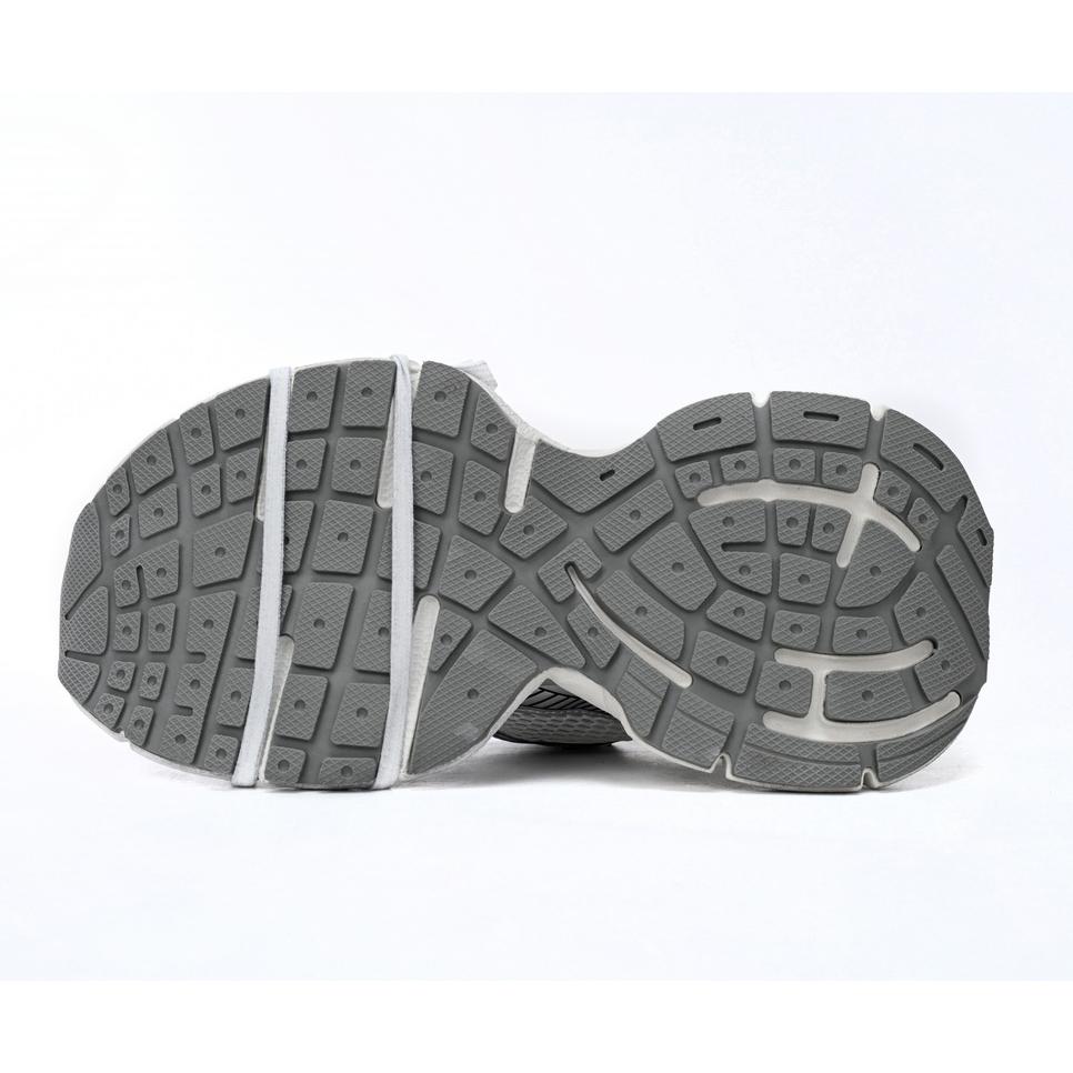 Balenciaga 3XL Trainers In Silvery - FashionPlug