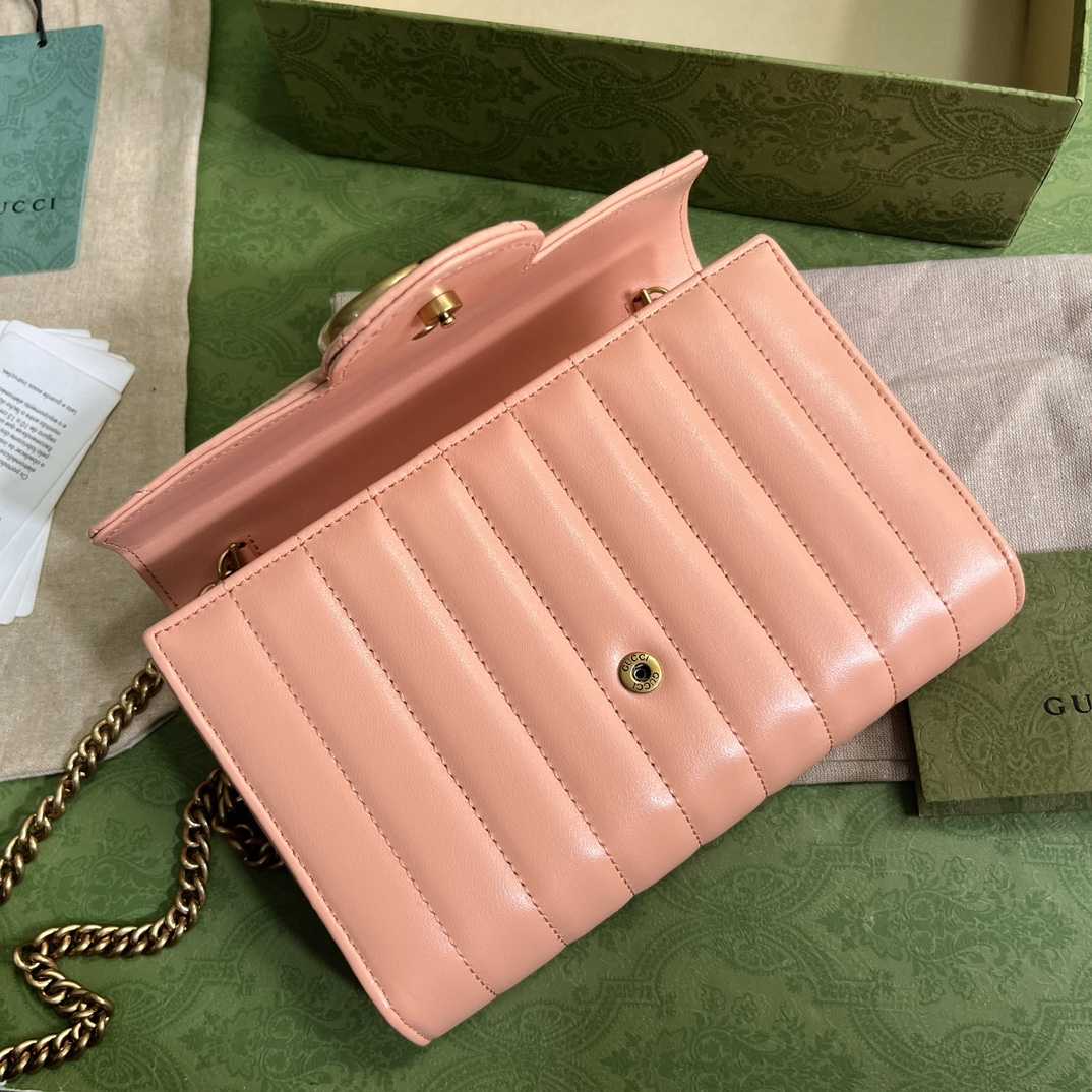 Gucci GG Marmont Matelassé Mini Bag(20-13-6cm)   - FashionPlug