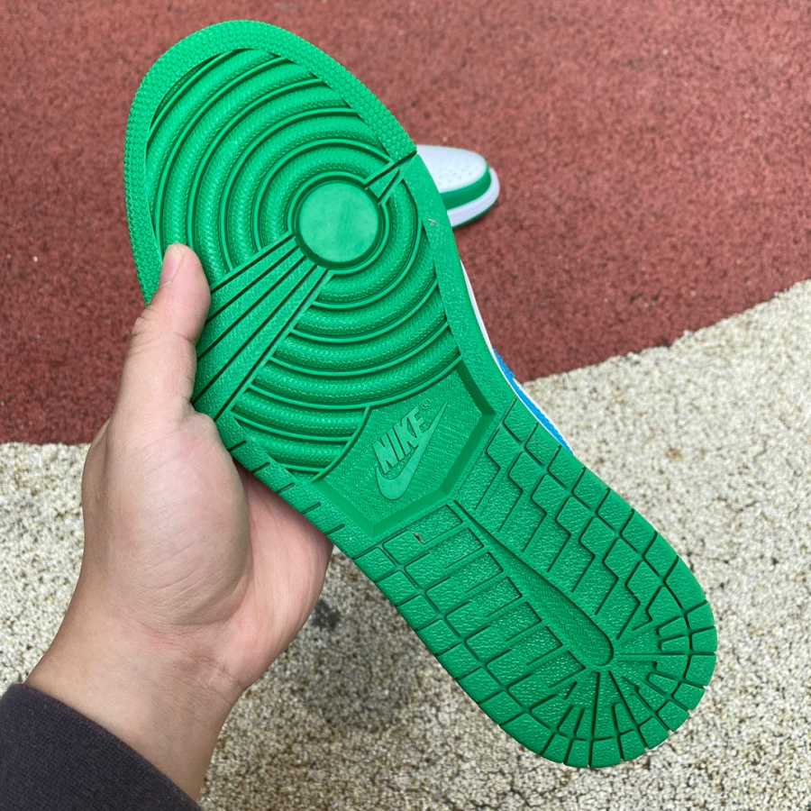 Air Jordan 1 Low Sneaker    DC0774-304 - FashionPlug