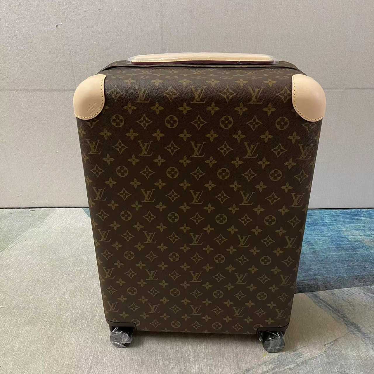 Louis Vuitton  Luggage - FashionPlug