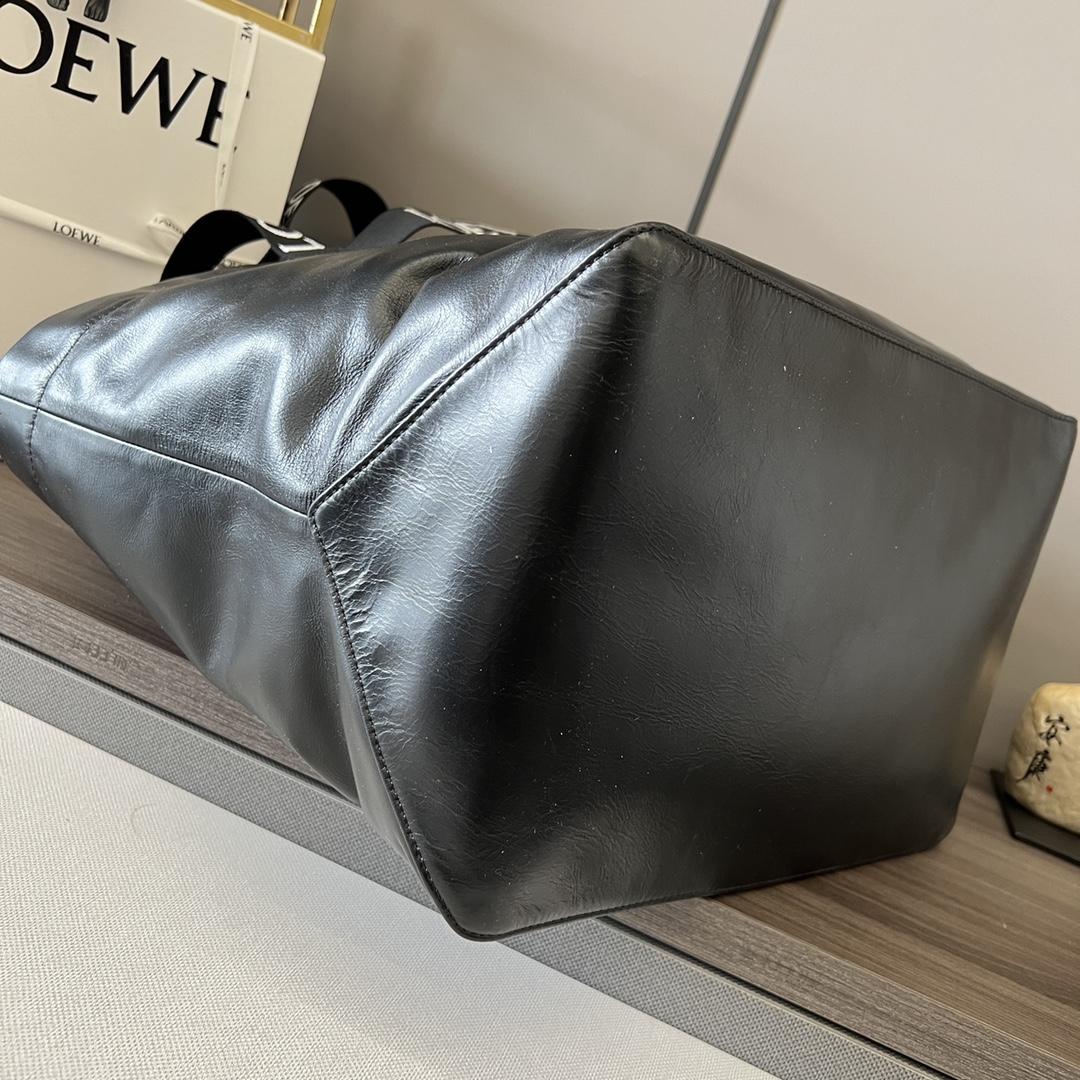 Loewe Fold Shopper In Paper Calfskin - FashionPlug