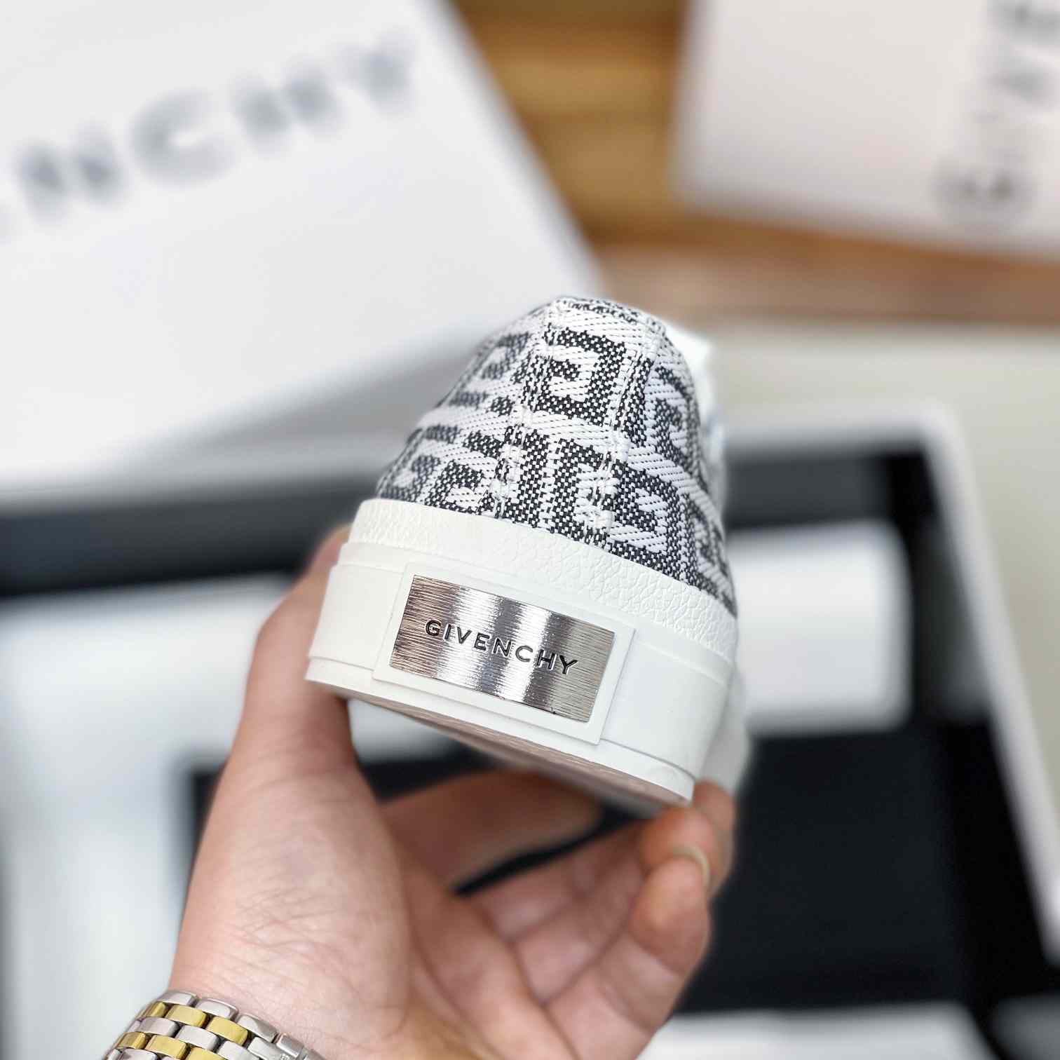 Givenchy Sneakers City In 4G Jacquard - FashionPlug