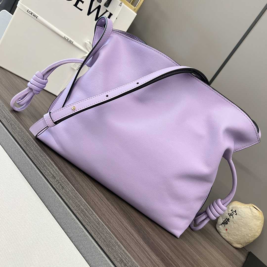Loewe Flamenco Clutch In Nappa Calfskin - FashionPlug