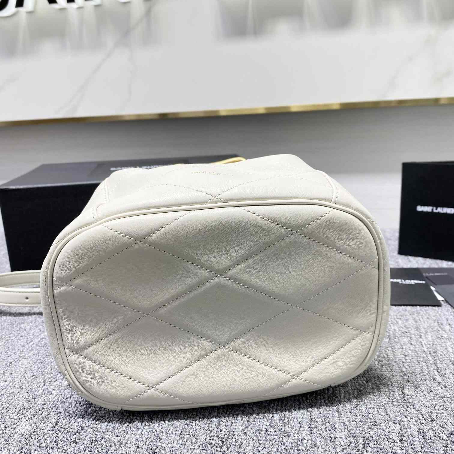 Saint Laurent Le Maillon Hook Bucket Bag(7.5x10.6x4.7cm) - FashionPlug
