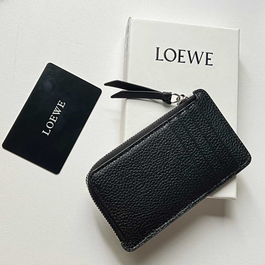 Loewe Coin Cardholder In Soft Grained Calfskin - FashionPlug