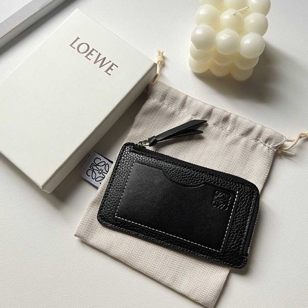 Loewe Coin Cardholder In Soft Grained Calfskin - FashionPlug