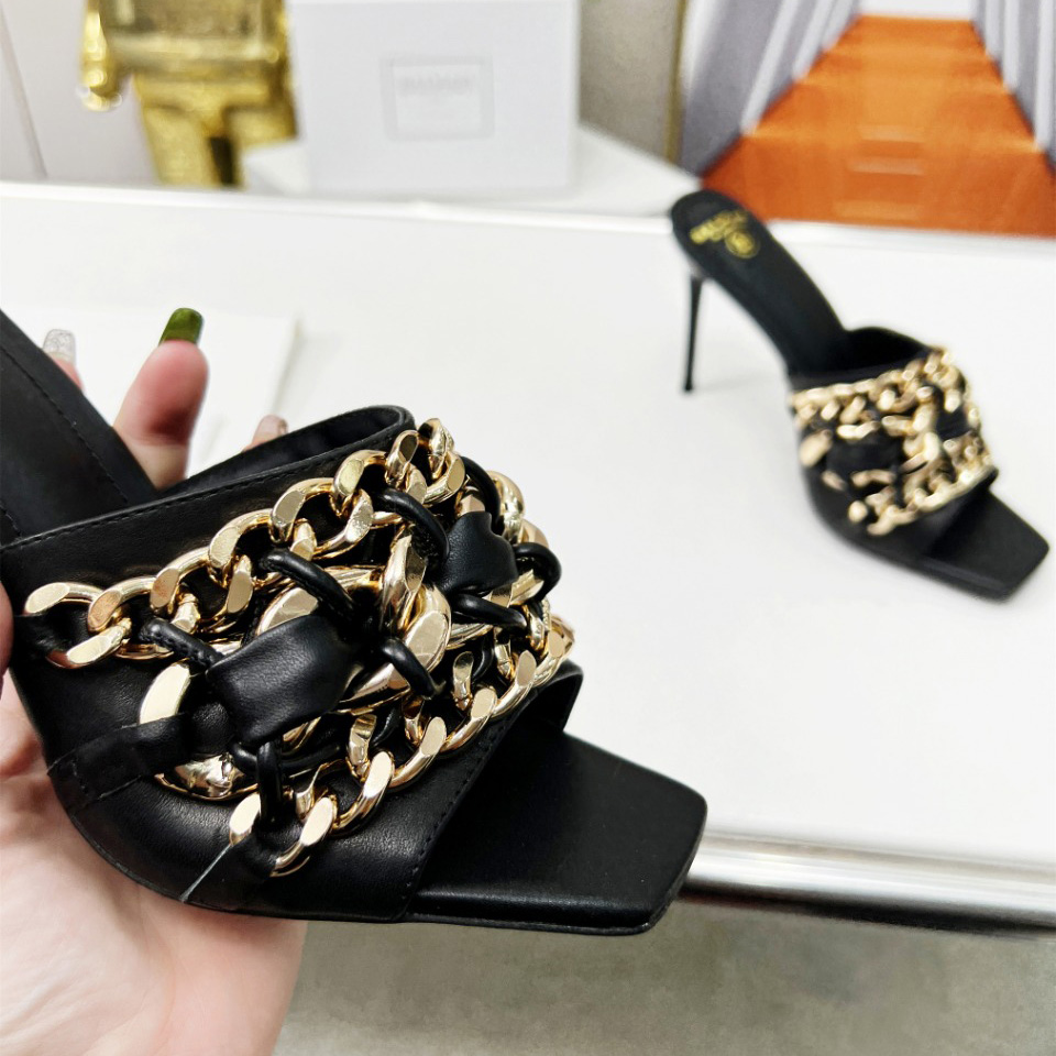 Balmain Chain-link Detail 95mm Pumps - FashionPlug