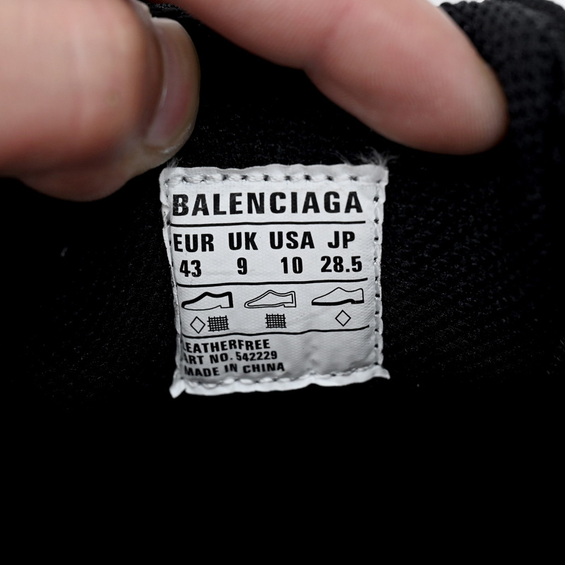 Balenciaga 3XL Trainers In Black - FashionPlug