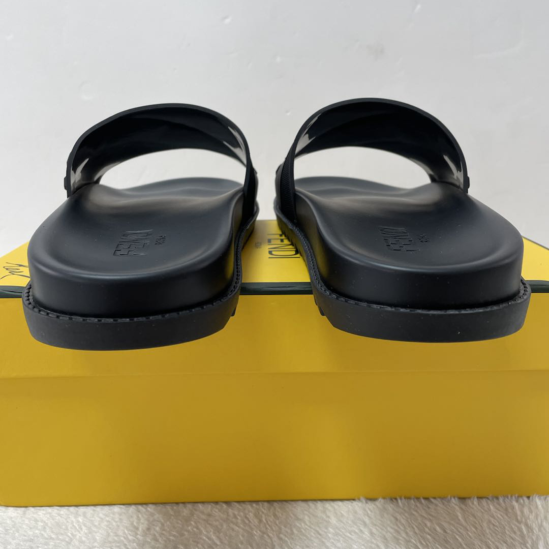 Fendi Black Rubber Footbed Slides - FashionPlug