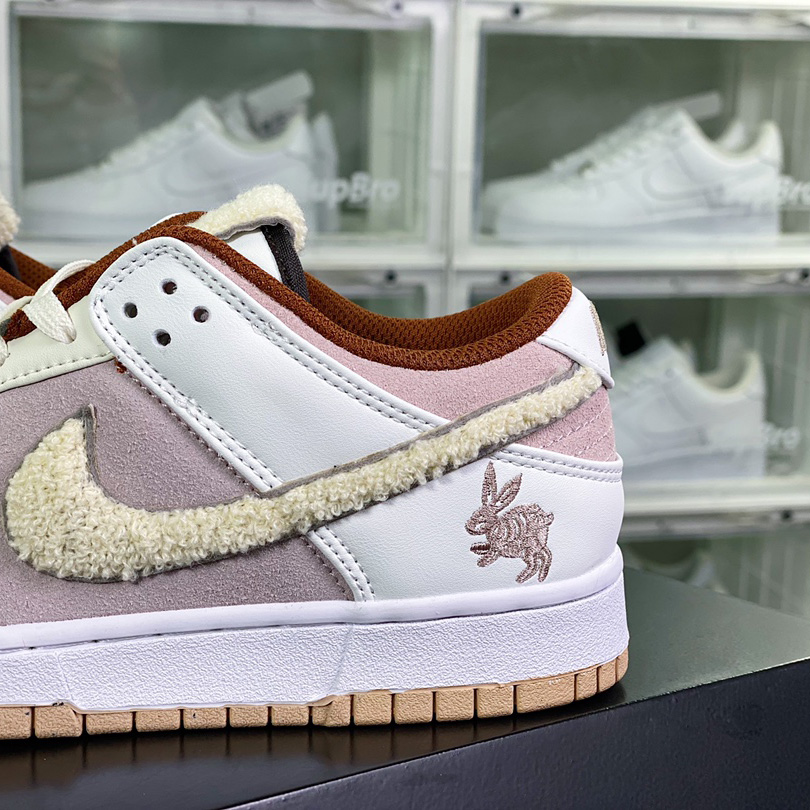Nike Dunk Low “Year of the Rabbit” Sneaker           fd4203-111 - FashionPlug