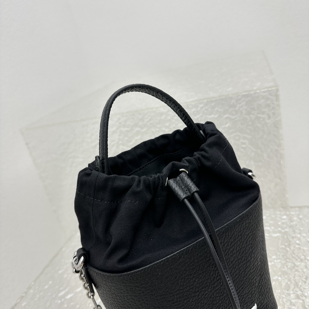 Maison Margiela Women's Bucket Bag(15x23×15cm) - FashionPlug