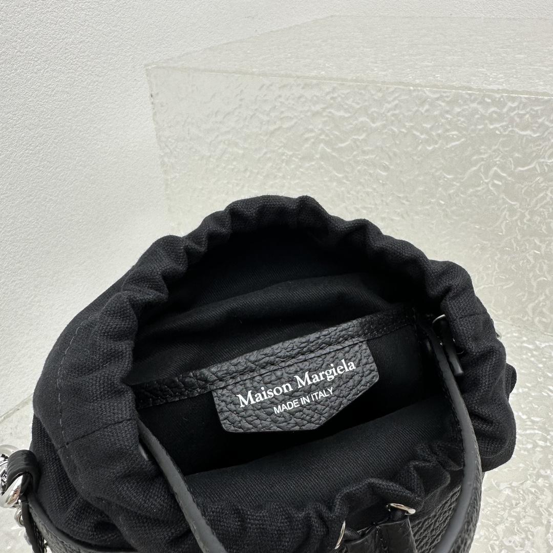 Maison Margiela Women's Bucket Bag(15x23×15cm) - FashionPlug
