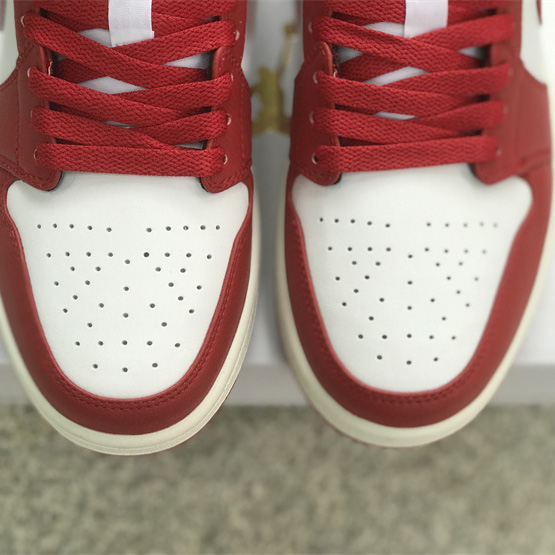 Air Jordan 1 Low Sneaker    DC0774-160 - FashionPlug
