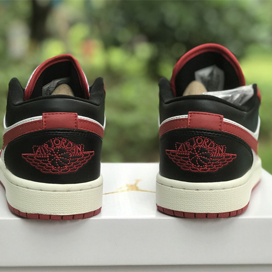 Air Jordan 1 Low Sneaker    DC0774-160 - FashionPlug