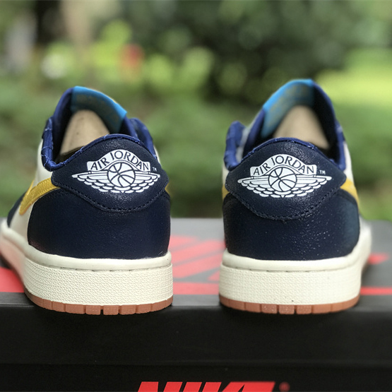 Air Jordan 1 Low Sneaker  CZ0790-149 - FashionPlug