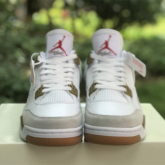 Nike SB x Air Jordan 4 Sneaker      DR5415-120 - FashionPlug