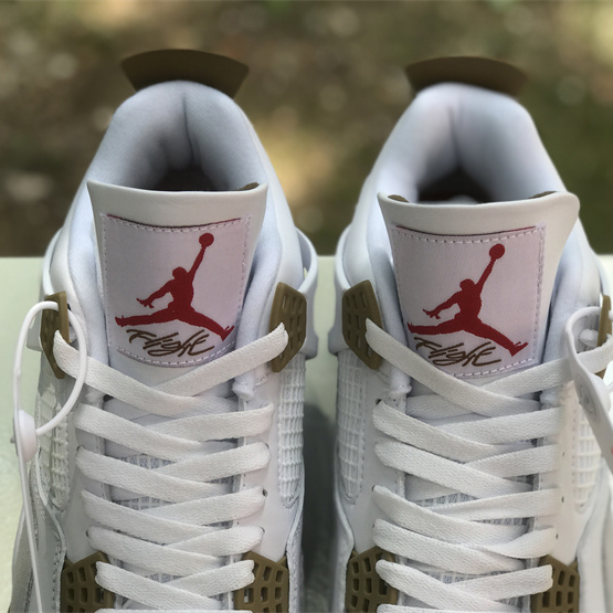 Nike SB x Air Jordan 4 Sneaker      DR5415-120 - FashionPlug