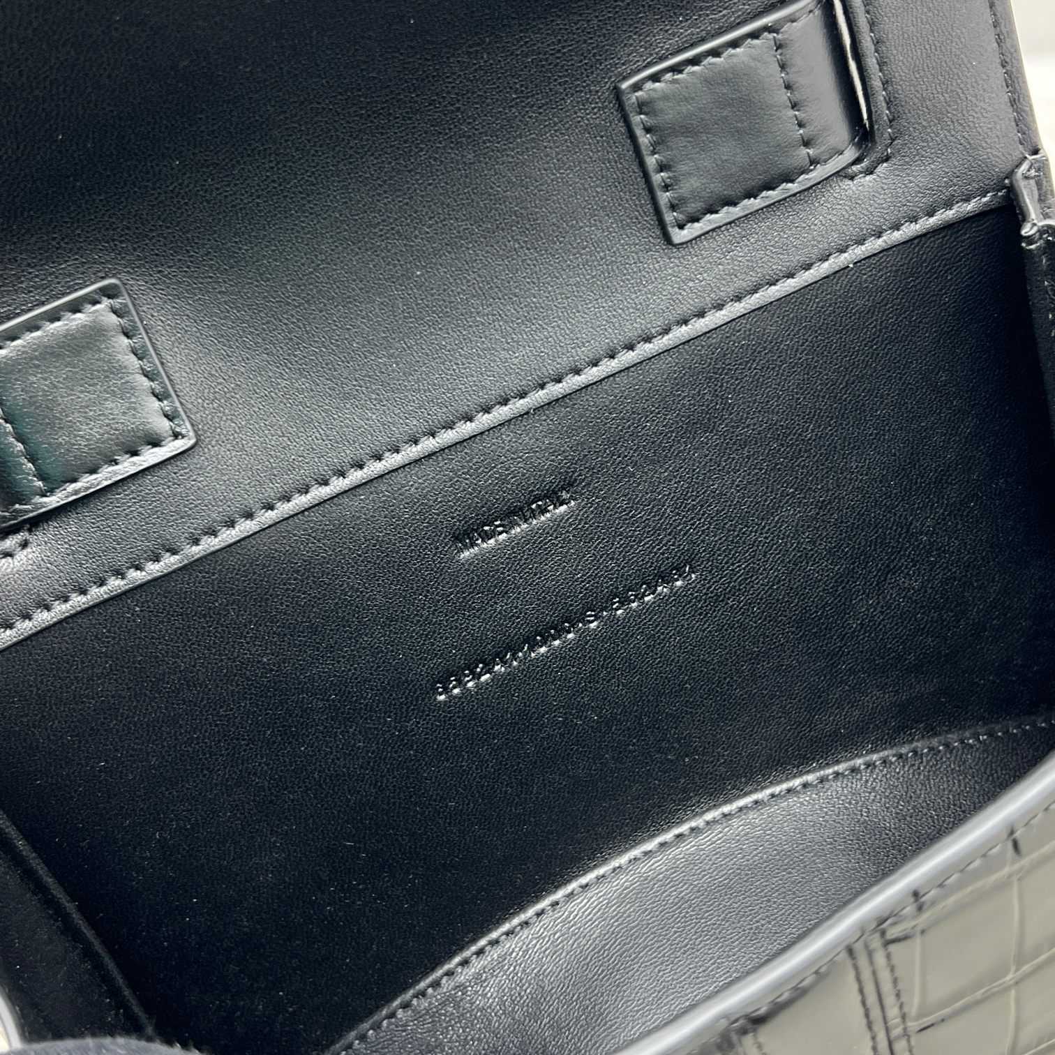 Balenciaga Women's Multibelt Handbag (23x13.5x8.5cm) - FashionPlug
