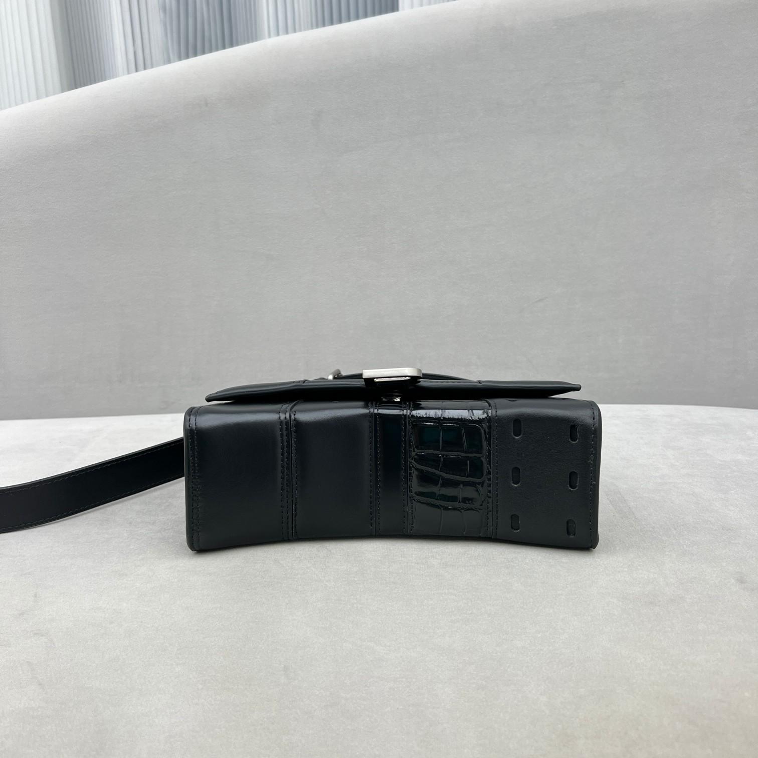 Balenciaga Women's Multibelt Handbag (23x13.5x8.5cm) - FashionPlug