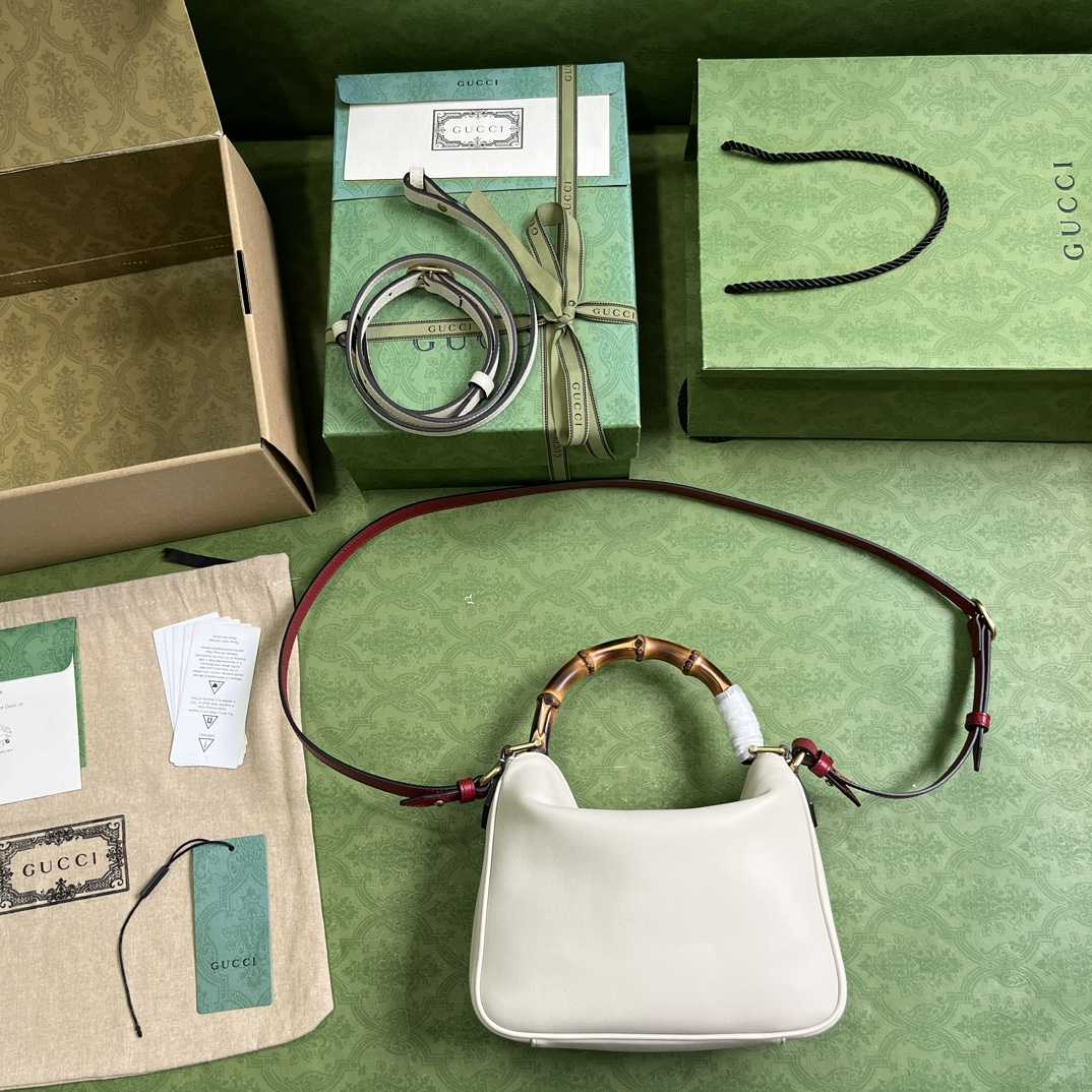 Gucci Diana Small Shoulder Bag(24-15-5cm) - FashionPlug