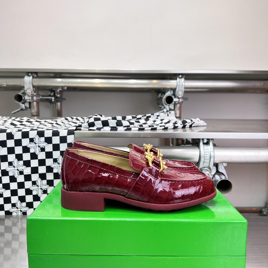 Bottega Veneta Monsieur Loafer - FashionPlug