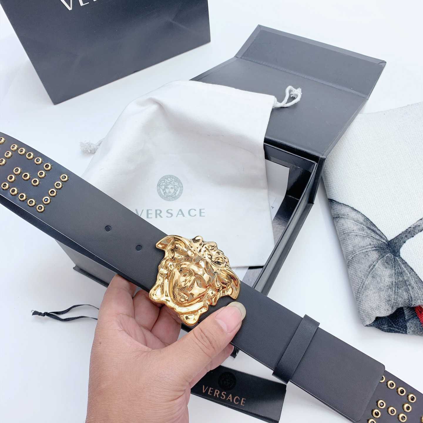 Versace Medusa Leathre Belt    40mm - FashionPlug