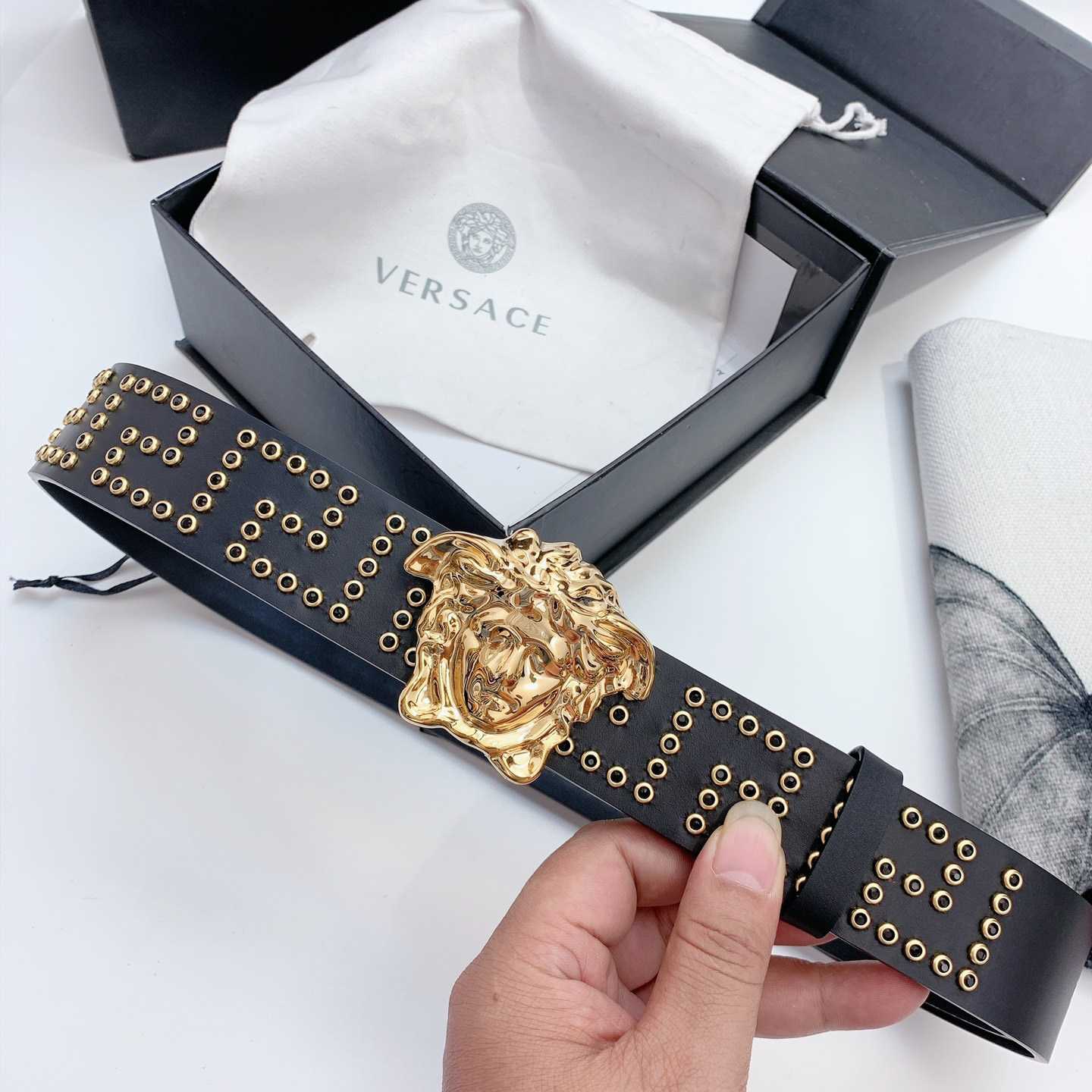Versace Medusa Leathre Belt    40mm - FashionPlug
