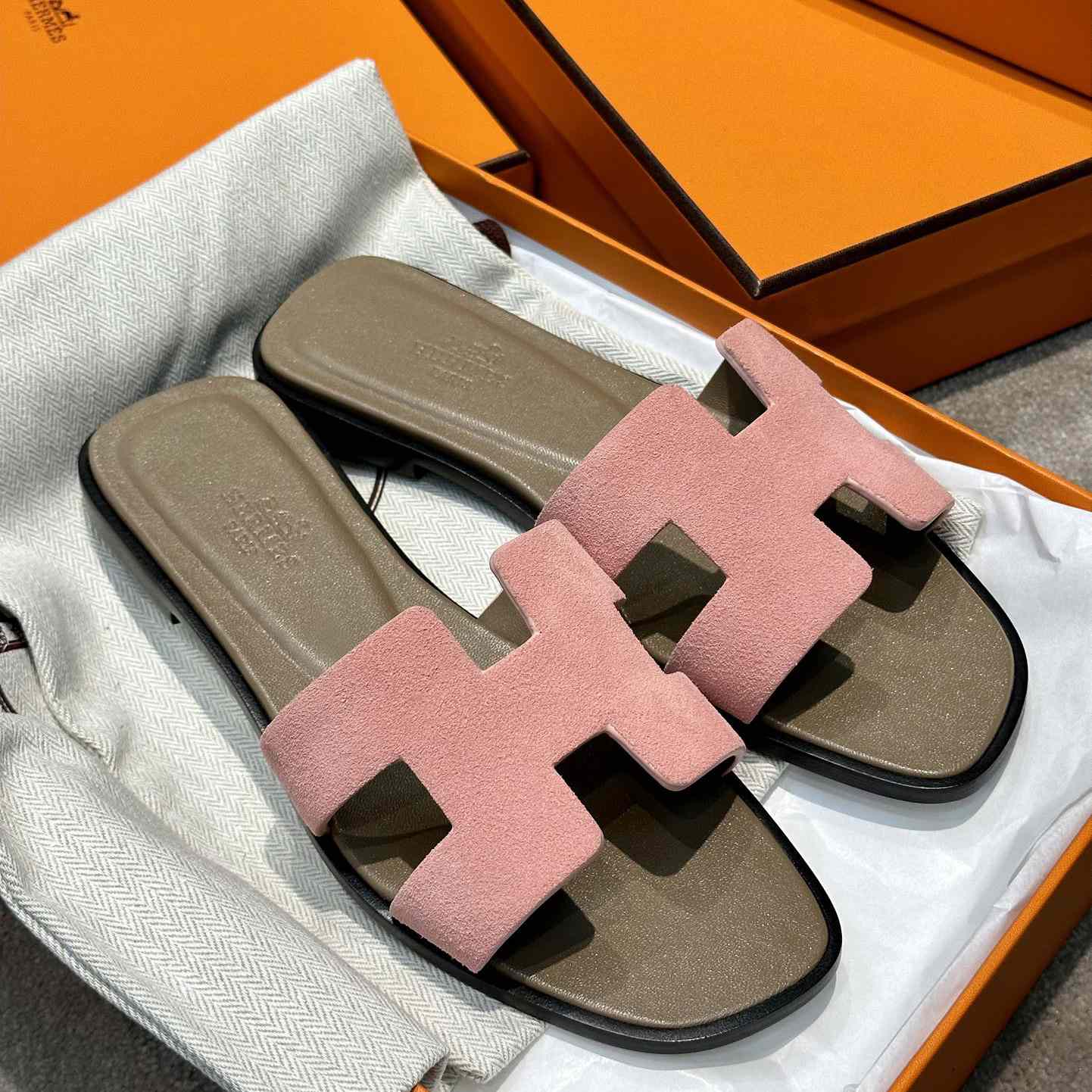 Hermes Oran Sandal - FashionPlug