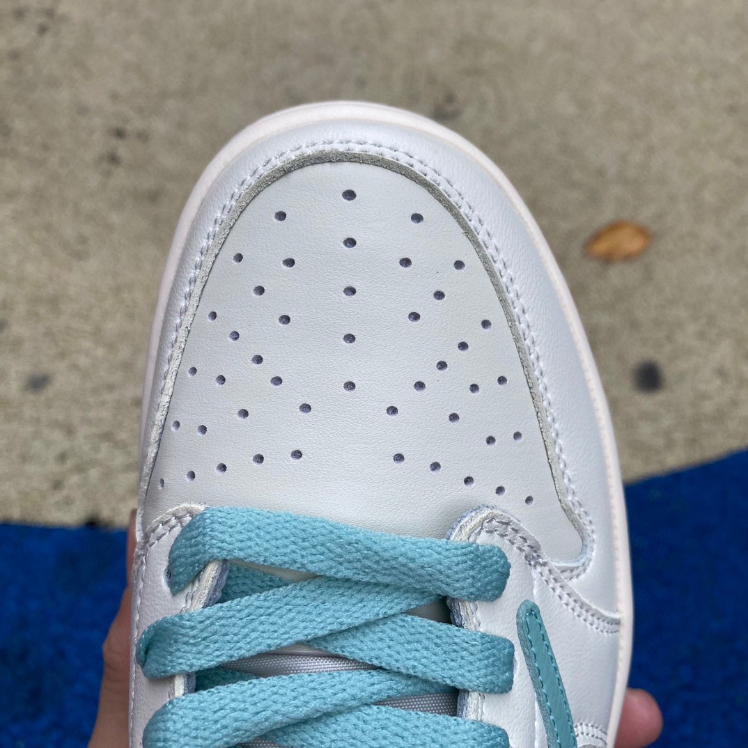 TIFFANY & CO. x Travis Scott x Air Jordan 1 Low “11837” Sneaker      DM7866-220 - FashionPlug