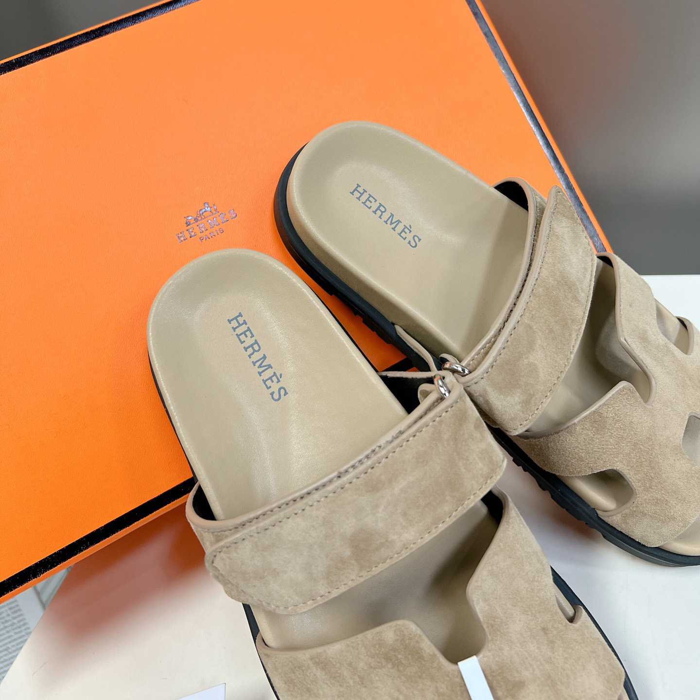 Hermes Chypre sandal - FashionPlug