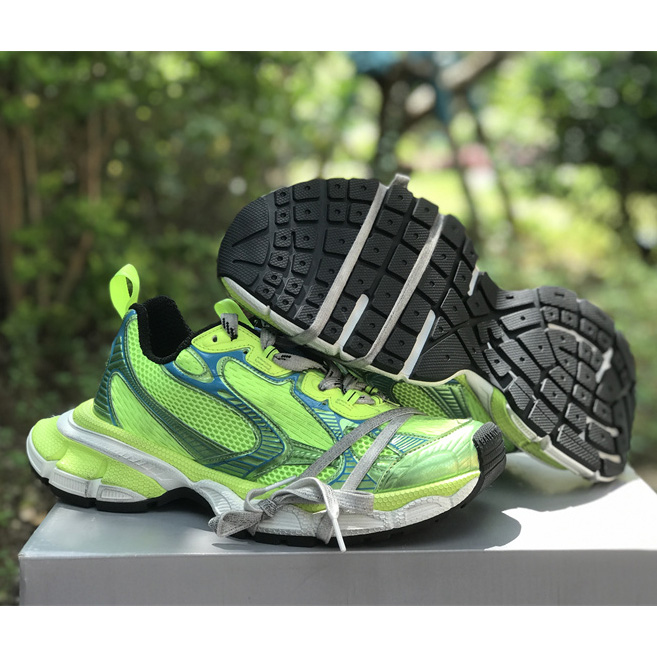 Balenciaga 3XL Trainers In Fluo Yellow  - FashionPlug