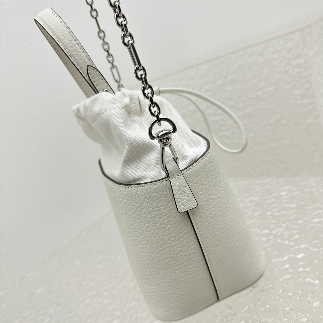 Maison Margiela Women's Bucket Bag(15x23×15cm) - FashionPlug