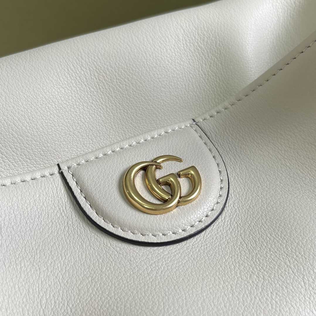 Gucci Diana Medium Shoulder Bag(30-23-6.5cm) - FashionPlug