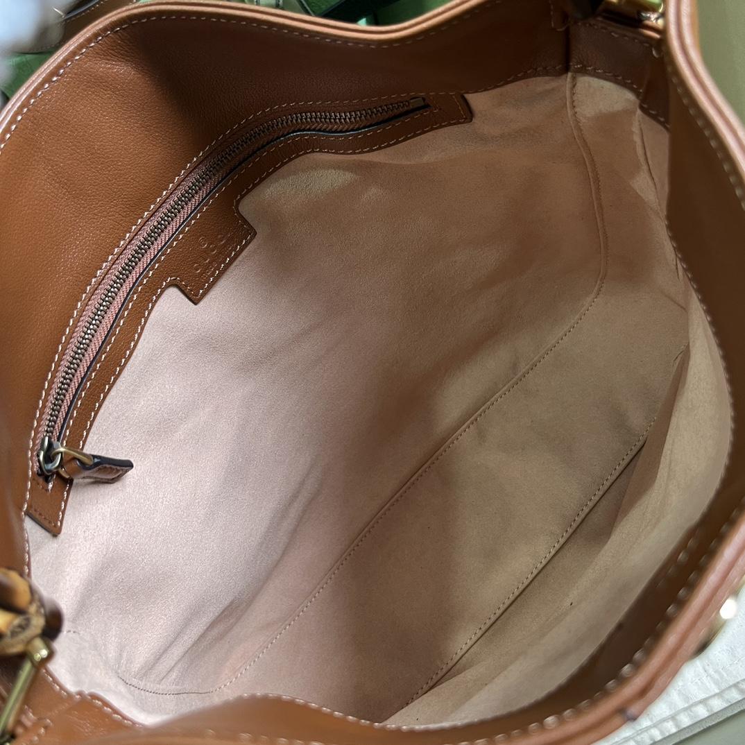 Gucci Diana Medium Shoulder Bag(30-23-6.5cm) - FashionPlug