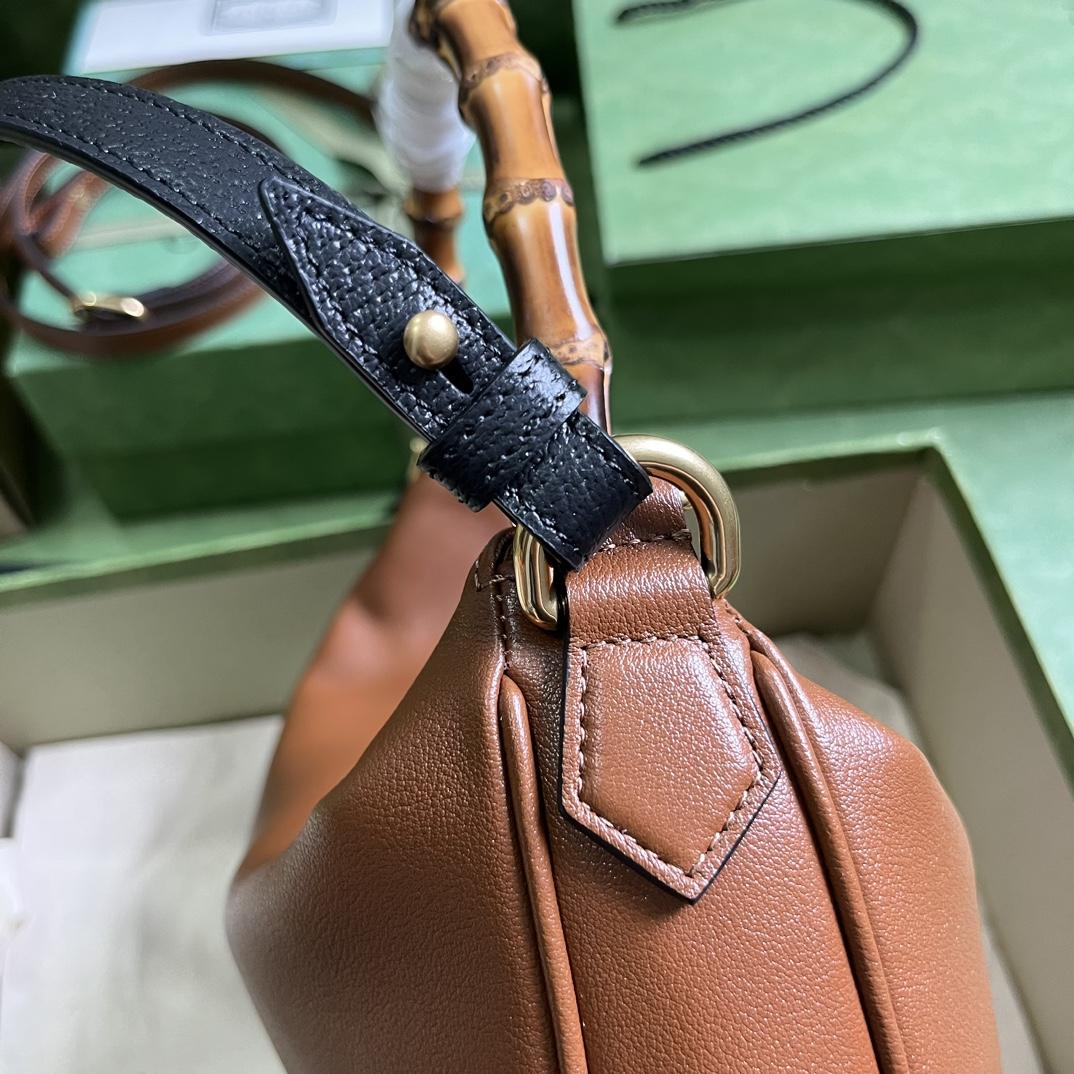 Gucci Diana Medium Shoulder Bag(30-23-6.5cm) - FashionPlug