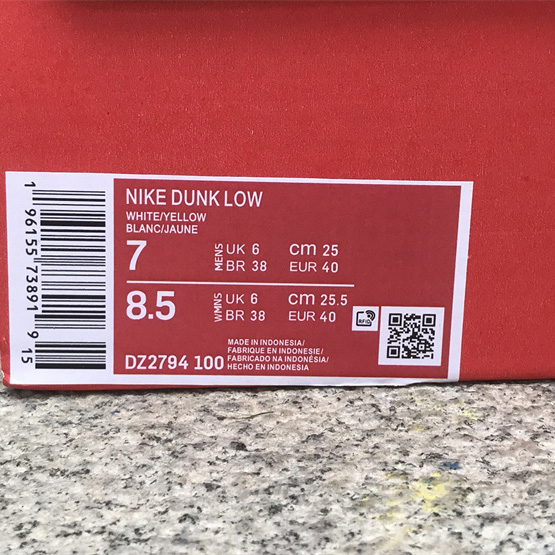 Nike Dunk Low Twist “Vivid Sulfur” Sneakers        DZ2794-100 - FashionPlug