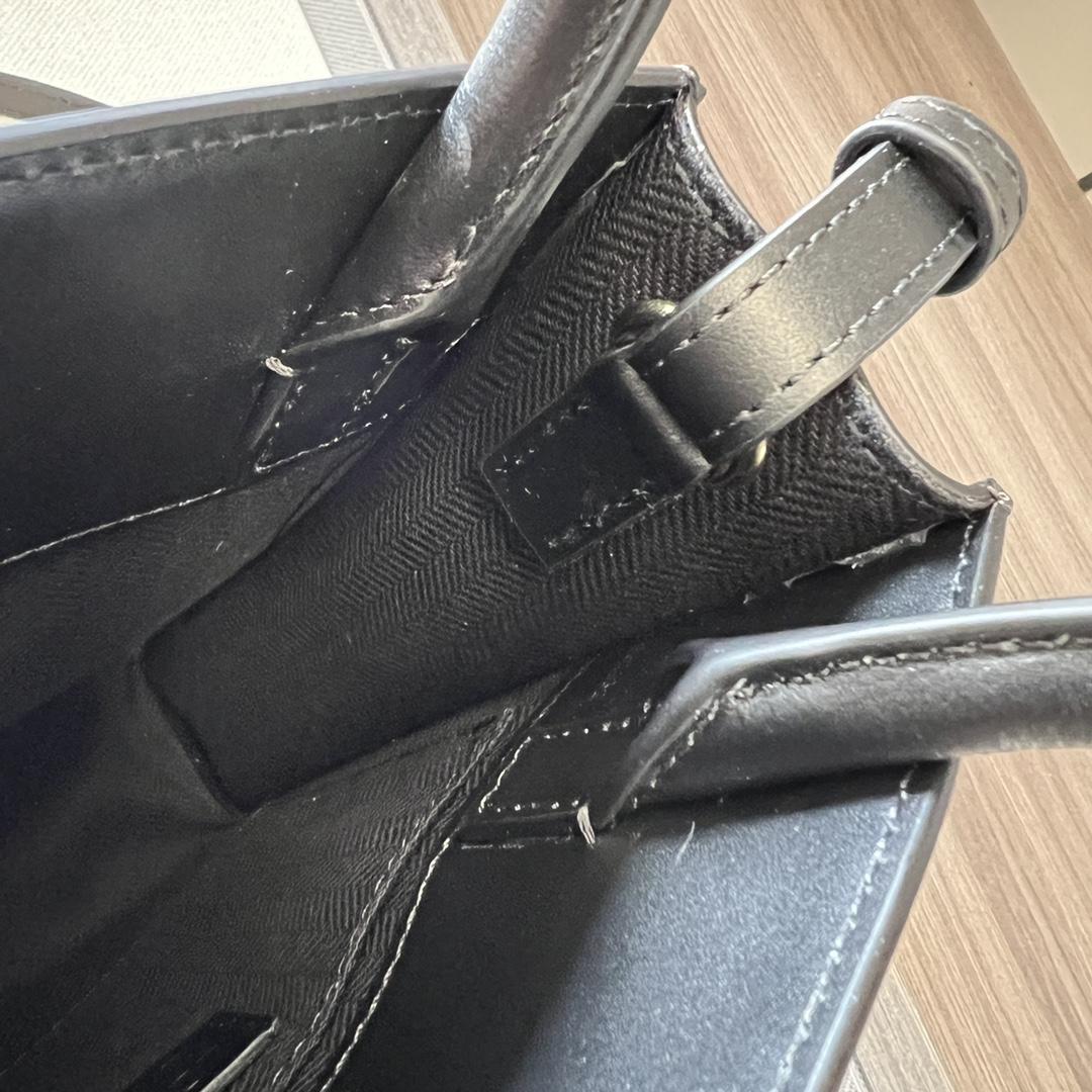 Loewe Standard A5 Tote In Sleek Calfskin - FashionPlug