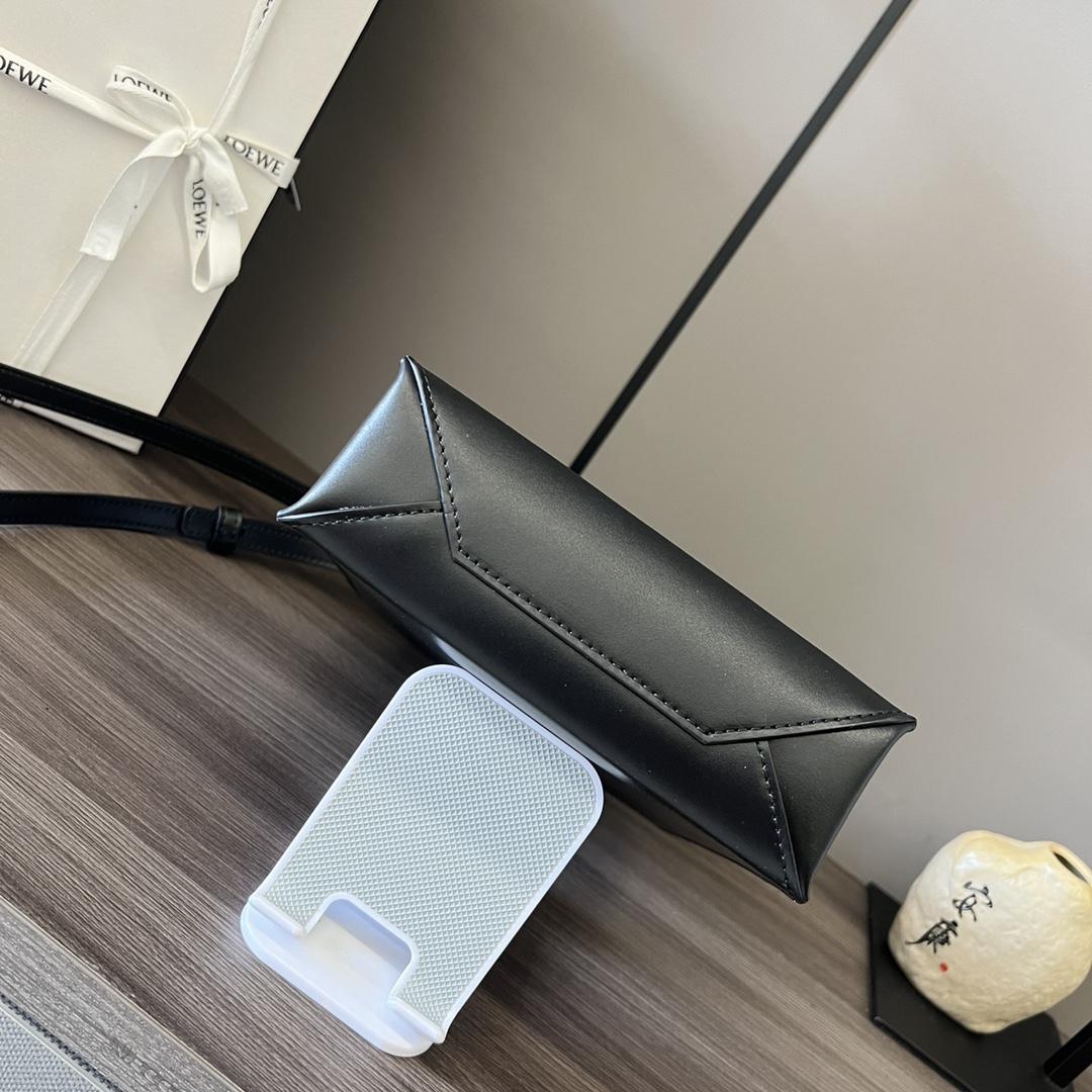 Loewe Standard A5 Tote In Sleek Calfskin - FashionPlug